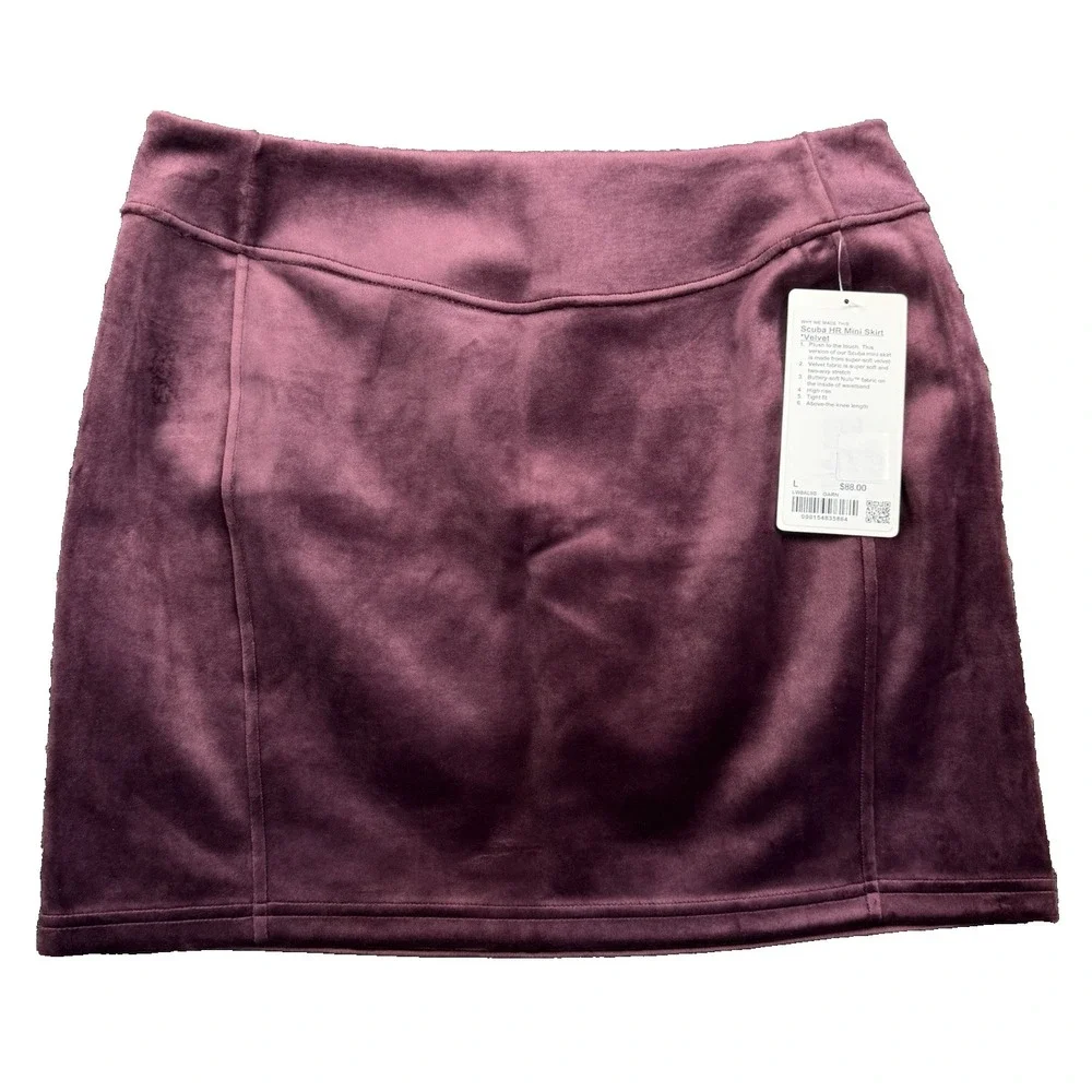 NWT Lululemon Scuba High-Rise Mini Skirt Velvet Garnet Tennis Women's Size Large